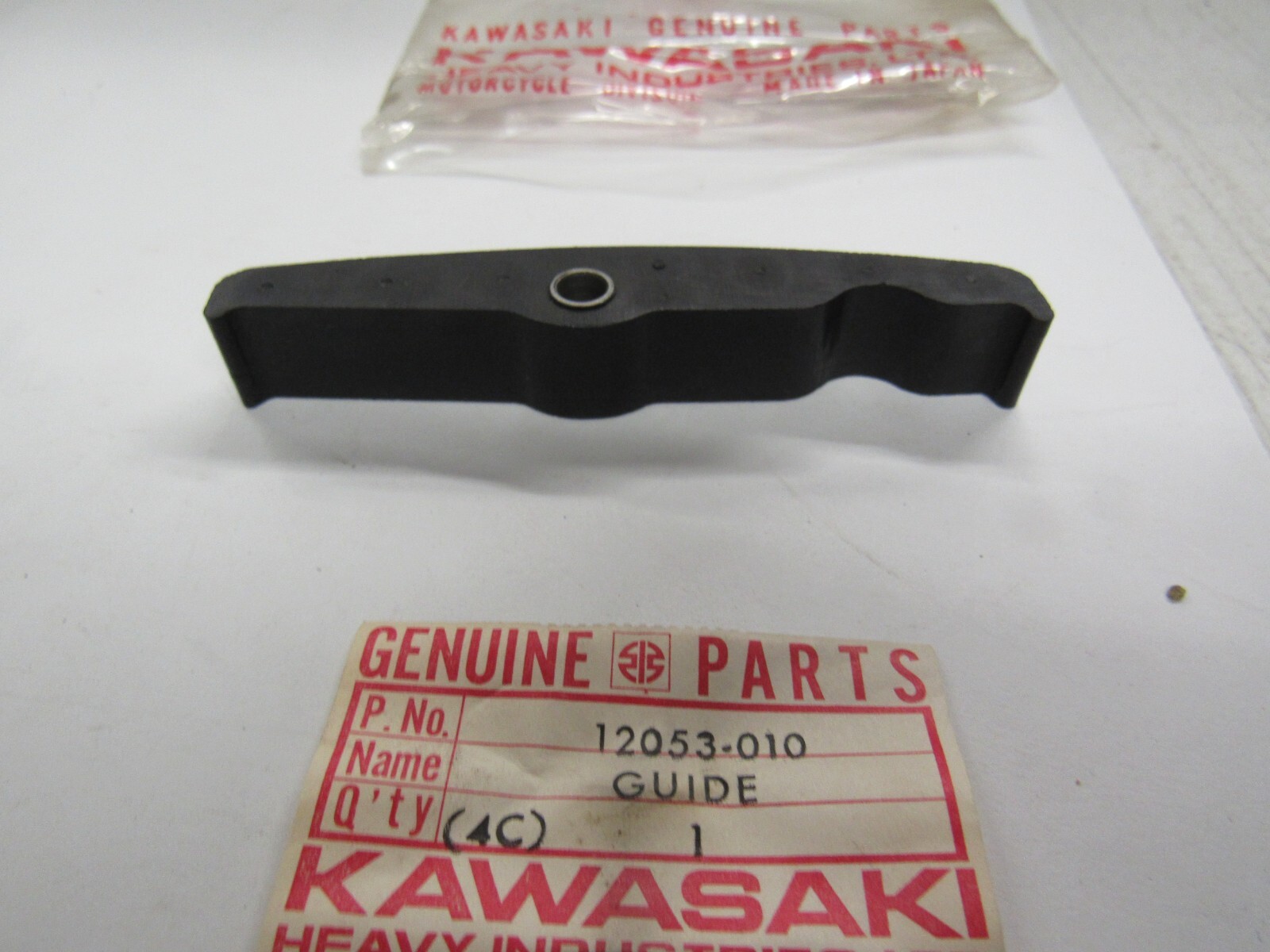 Kawasaki 12053-010 Primary Chain Guide KZ400 NOS Vintage New