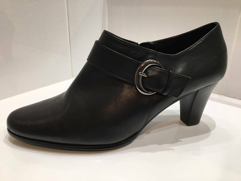 easy step boots on sale