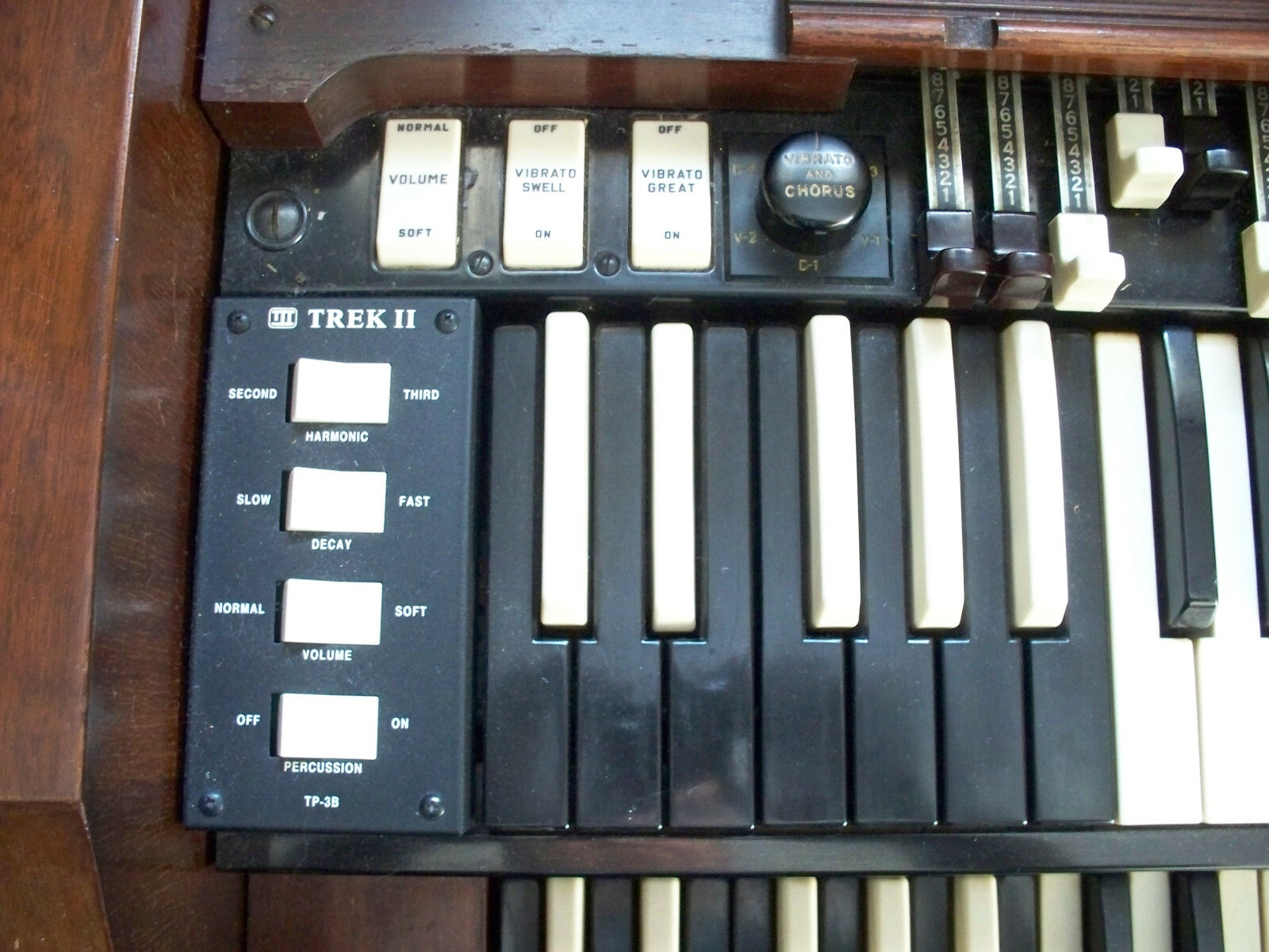 1950 Hammond C2/C3 w/ 147 Leslie & DR-20 tone cabinet