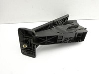 BMW F45 218d 14-18 2,0d 110KW Gaswertgeber Gaspedal BMW F45 218d 14-18 21.09.2017 6889823 35406889823 6860000... Vorschau 4