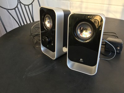Logitech LS-11 Computer Speakers