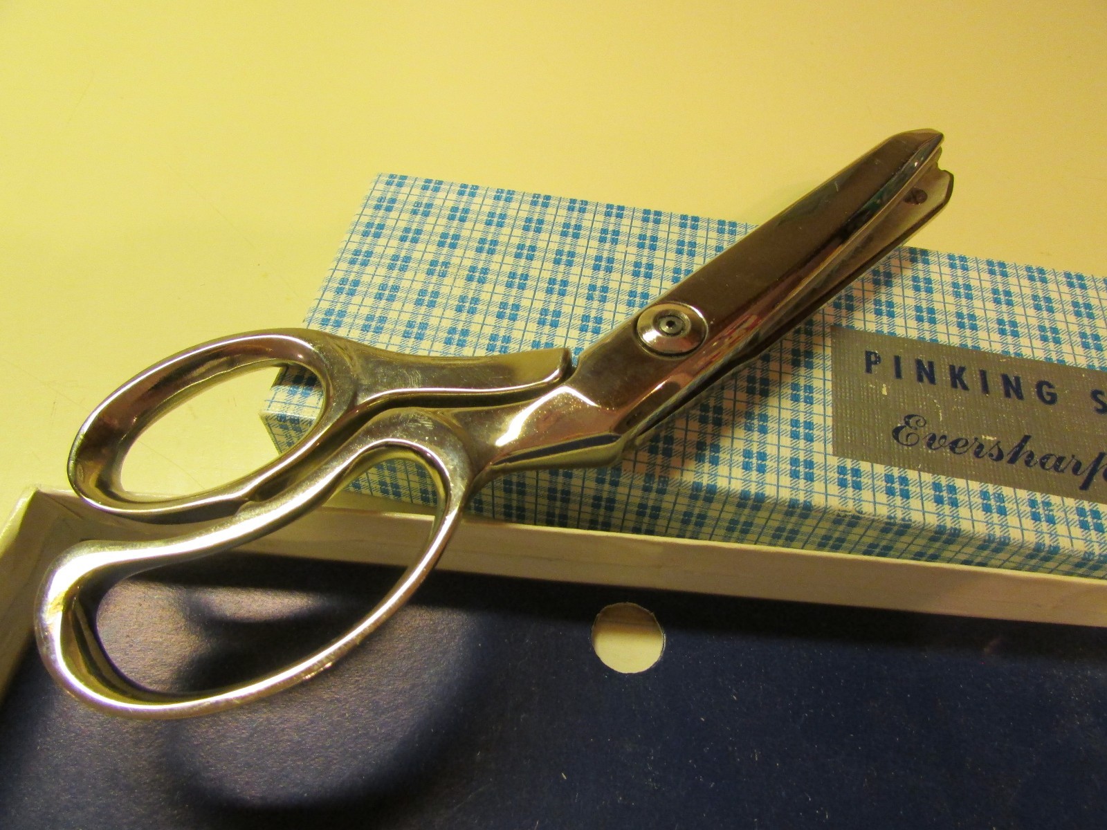 ACME EVERSHARP '600' Pinking Shears Vintage Ultra Light Original Box
