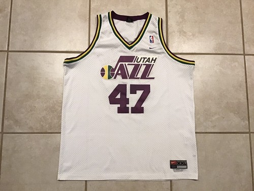 JAZZ KIRILENKO ユニフォーム　NBA バスケシャツ　バスケ Champion Andrei Kirilenko Utah Jazz Mountain NBA Authentic