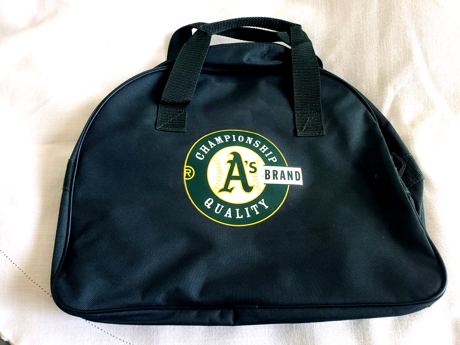 Oakland Athletics A's Zipper Tote Carry Bag Arrowhead Water