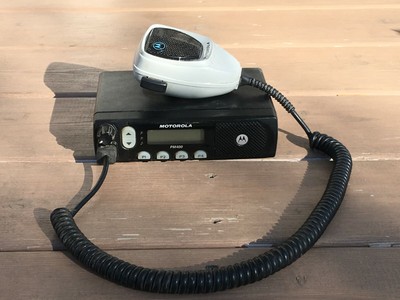 Motorola PM400 2-Way Radio 438-470Mhz UHF 64Ch 40W AAM50RPF9AA3AN w/ microphone. Buy it now for 85.0