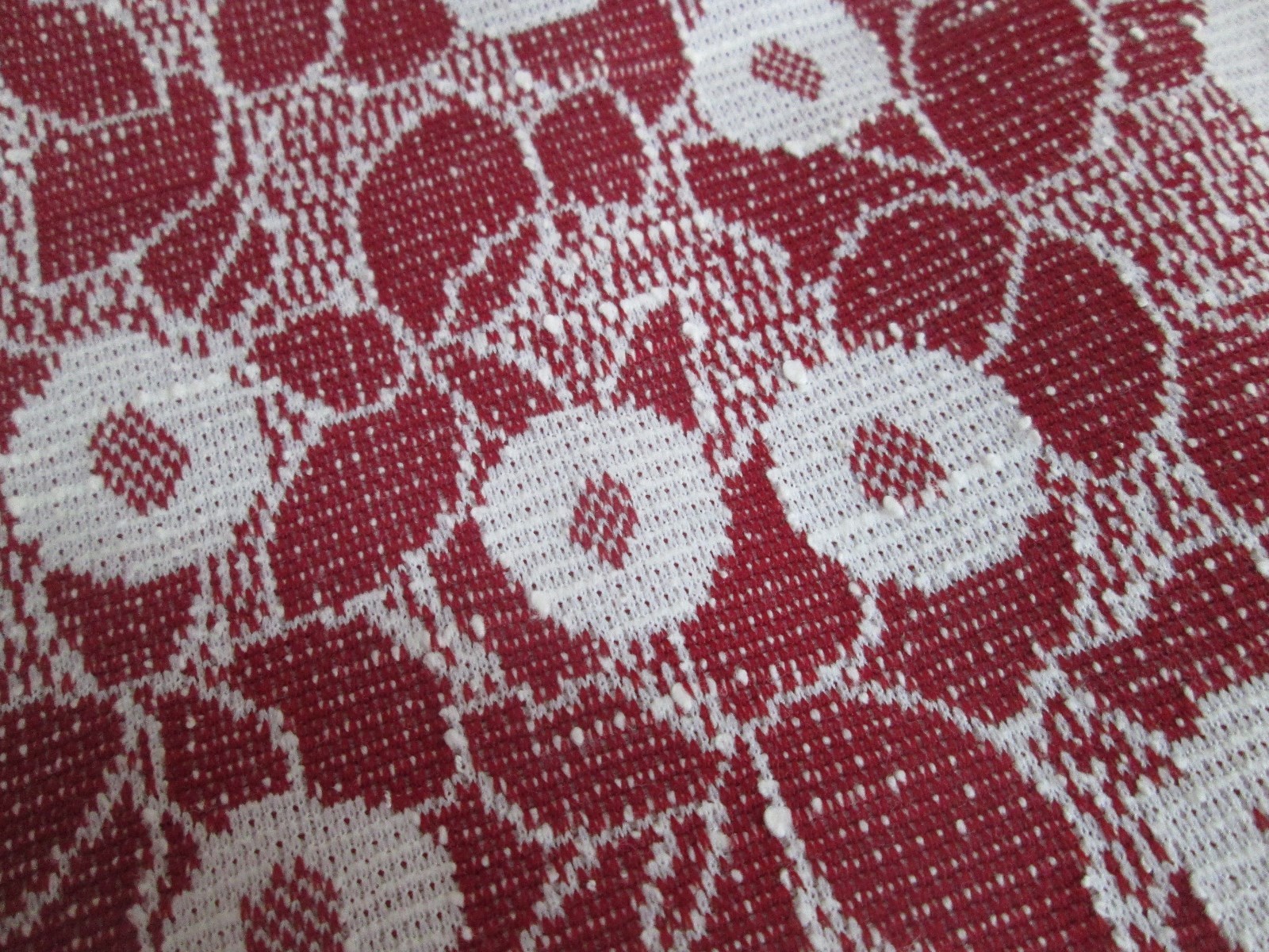 62w x 46 Vintage Double Knit Polyester Fabric RED Wine White Floral Mod