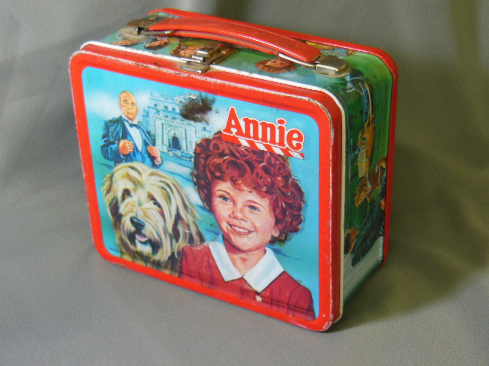 アラジン1981年 アニー アメリカン ランチボックス 1981 Metal Annie Lunchbox & Thermos Combo by Aladdin