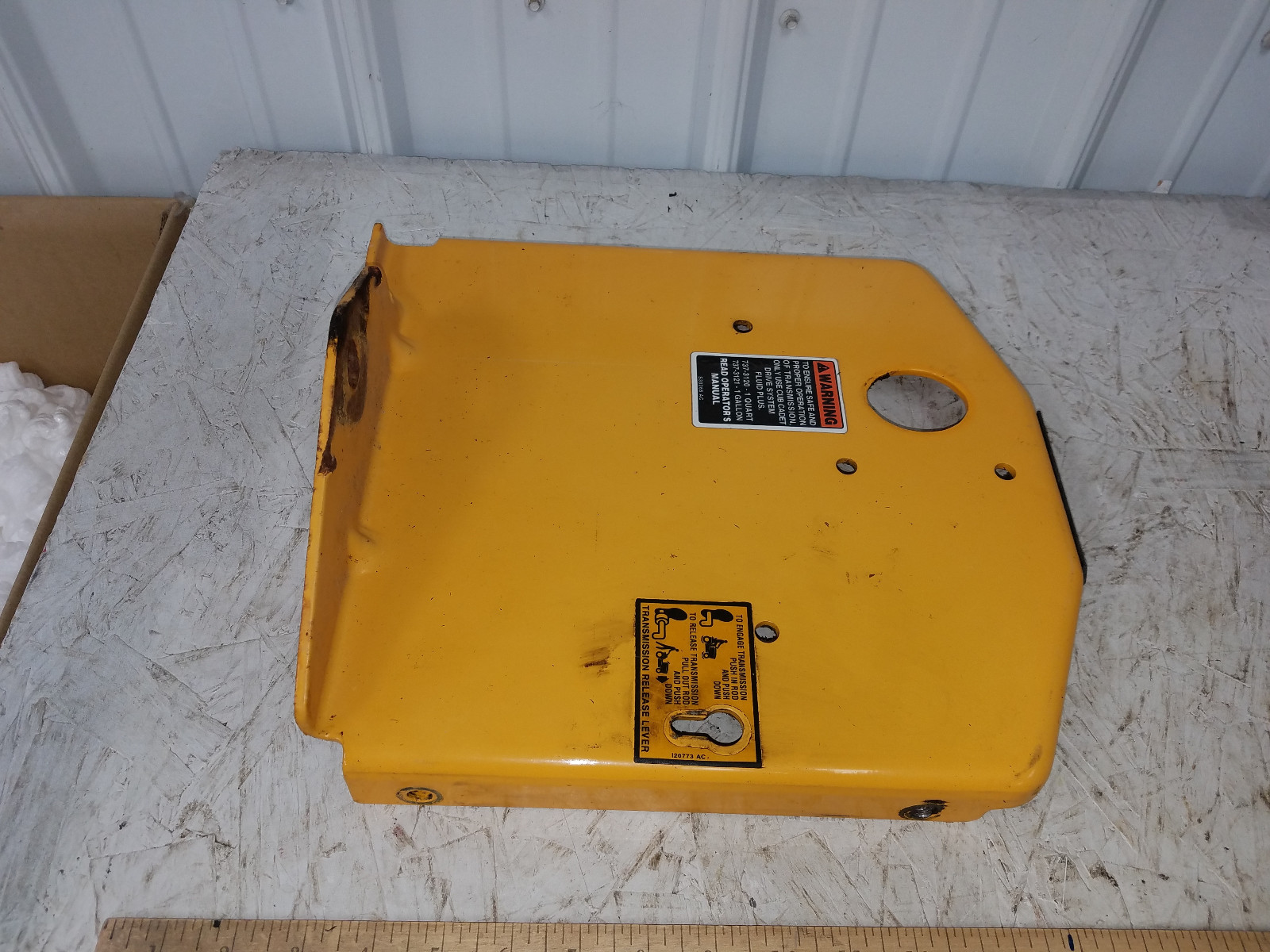 CUB CADET 3000 SERIES REAR HITCH PLATE COVER 703-3546-0716