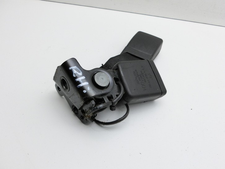 Mercedes W177 A200d 18-22 Lim Doppel Gurtschloss Rechts Hinten Mercedes W177 A200d 18-22 12.07.2019 A1778602200... Vorschau 2