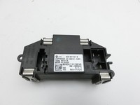 Audi A3 8P 08-13 Vorwiderstand Heizung Widerstand Gebläseregler Audi A3 8P 08-13 13.05.2008 3C0907521G 3C0907521D... Vorschau 4