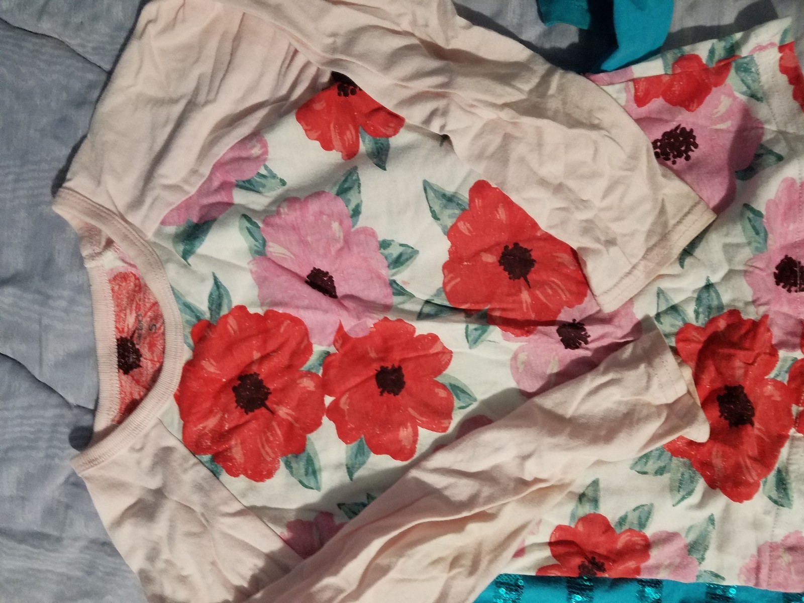 Girls clothes 6 piece lot size 5/6