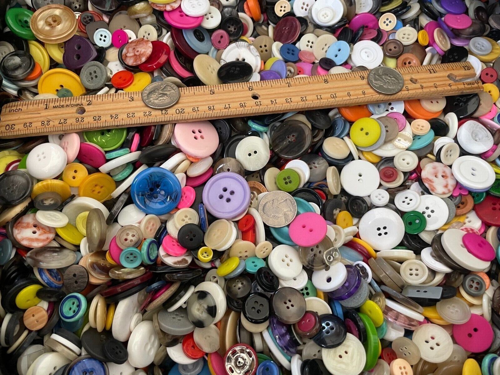 100 New Buttons assorted mixed color and sizes bulk Mixed Button lot MX1