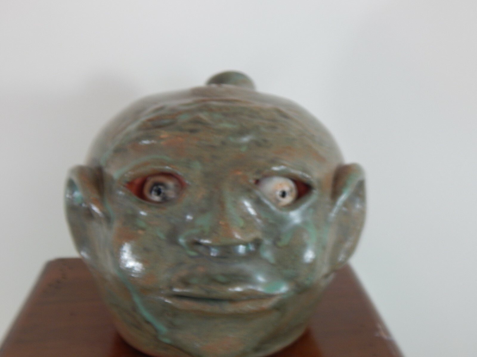 ( alien alex)  billy   joe craven face jug pottery, folk art 6''x 6''