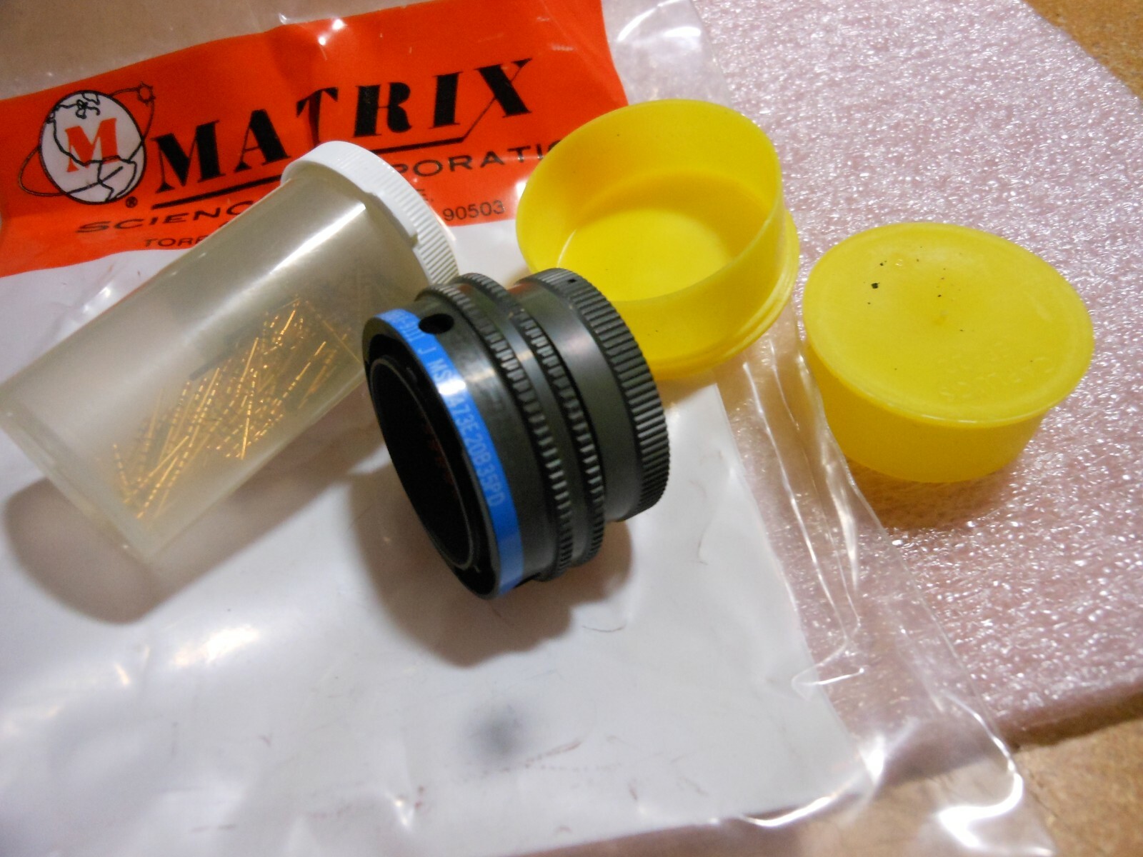 MATRIX CONN. W/CONTACTS MS27473E20B35PD NSN: 5935-01-093-0763 MB926T20B35P-189