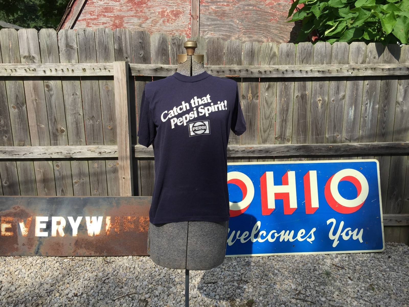 Vintage 80s Pepsi T-shirt Catch 
