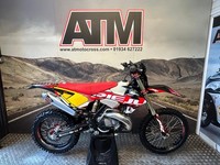 RIEJU MR300 PRO 2024 ENDURO BIKE, 21 HOURS, X-TRIGG CLAMPS, (ATMOTOCROSS) 