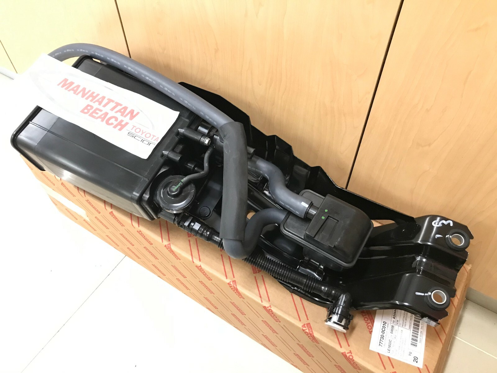 Christopher Kane タンクトップ 25001-258A 1998-2002 Toyota Land Cruiser 100 2.5 Rear Shocks