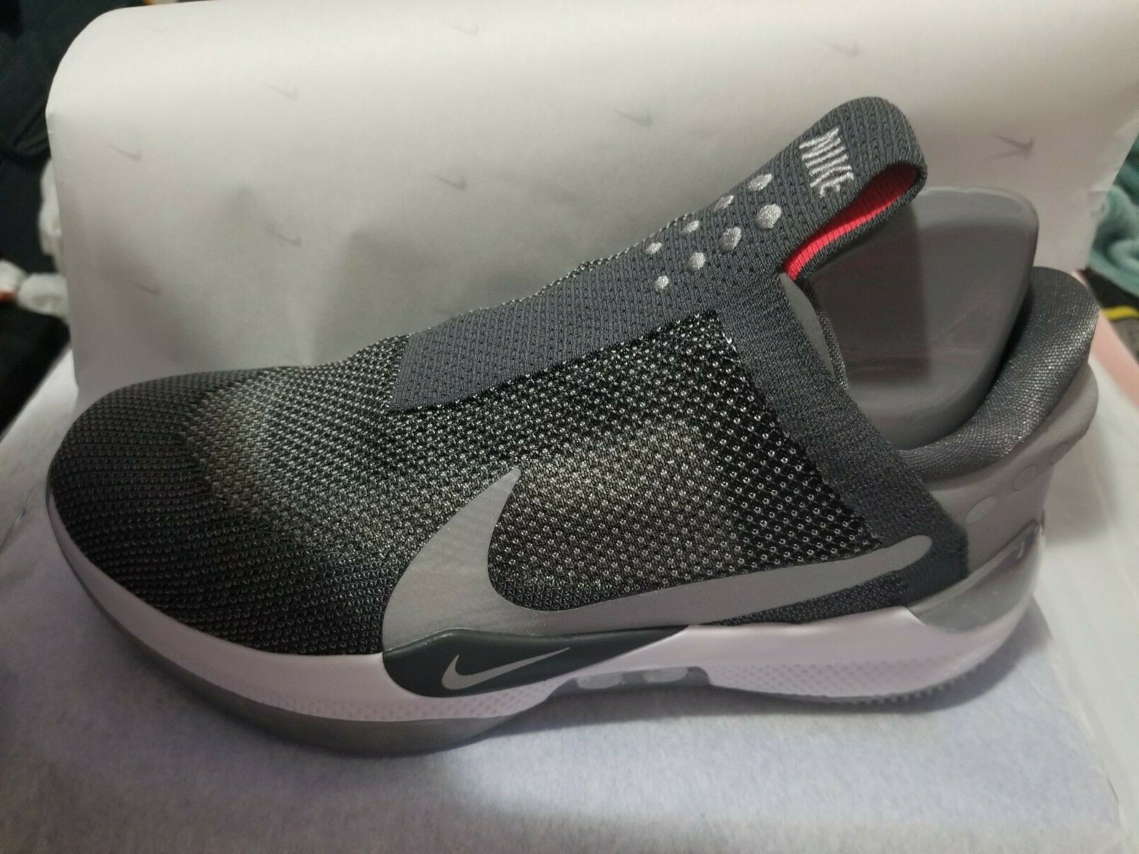 NIKE　ADAPT　BB Nike Adapt BB 'Black & White & Pure Platinum' Release Date
