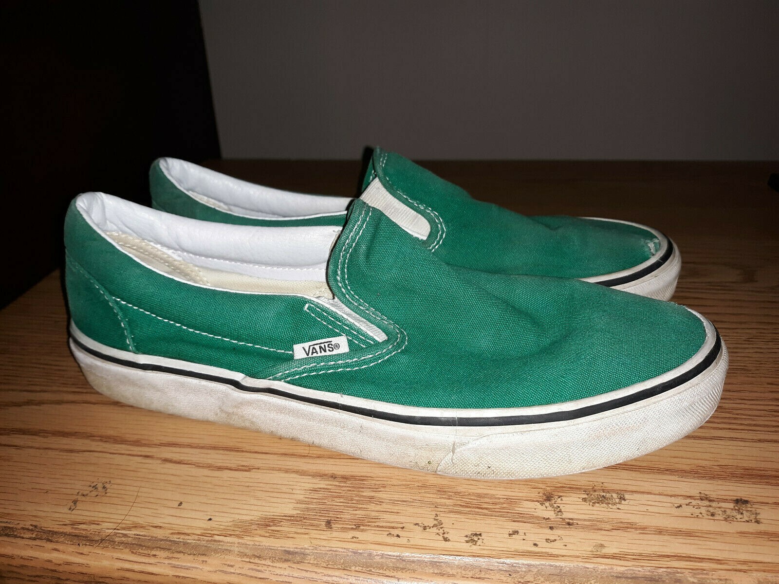 vans slip on 10.5