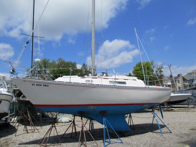 C&C 27 sailboat