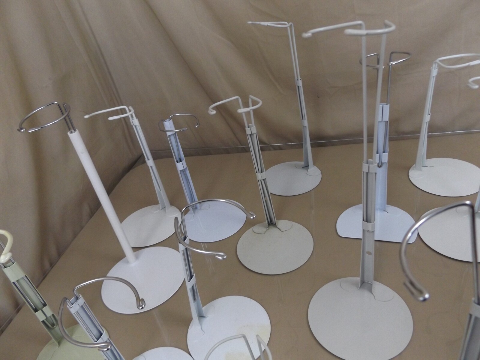 30 Metal Adjustable Doll Stands Kaiser ++++