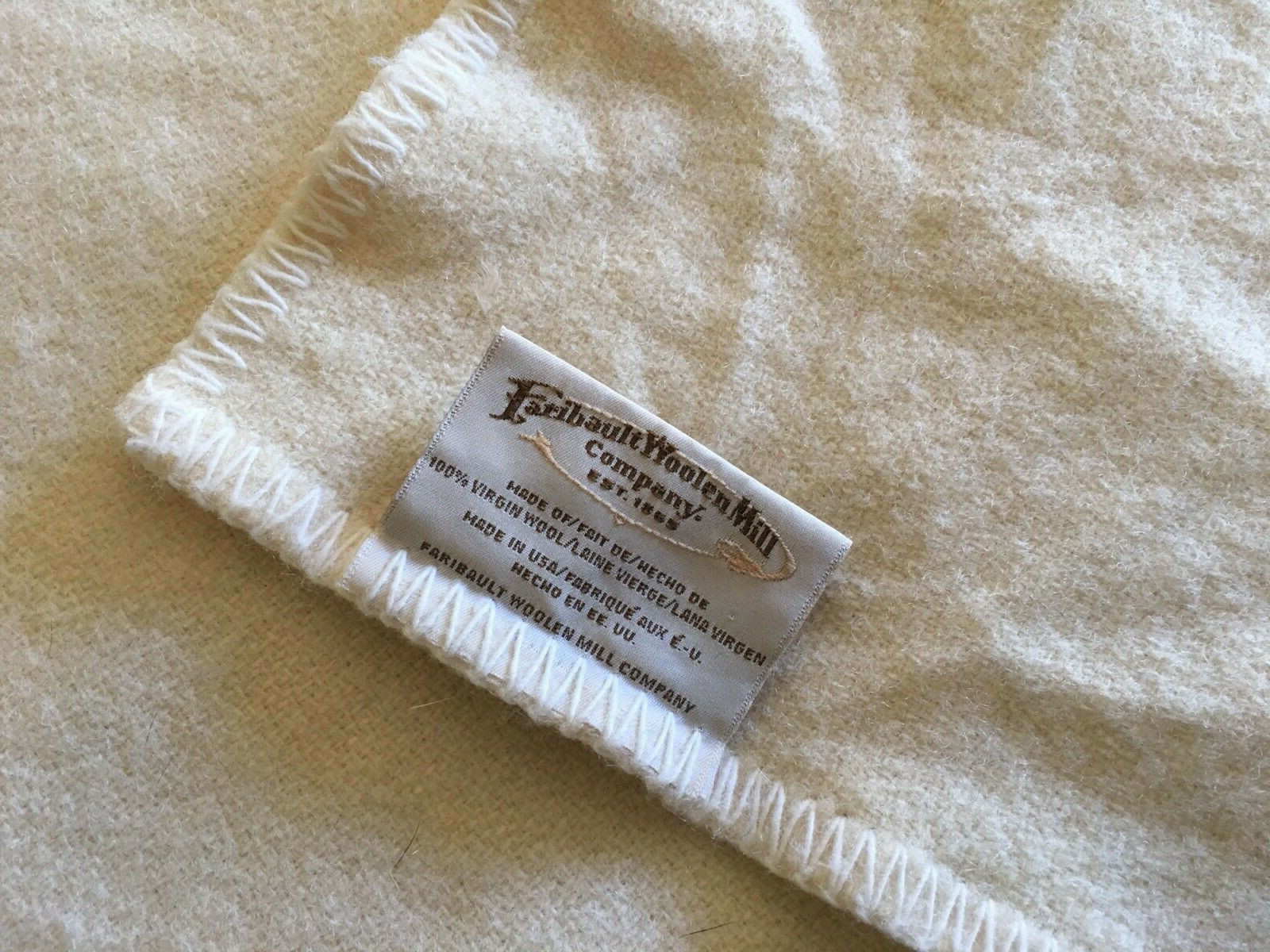 Large Bone White Colored Fabriault Woolen Mills Blanket 100% Virgin Wool 87