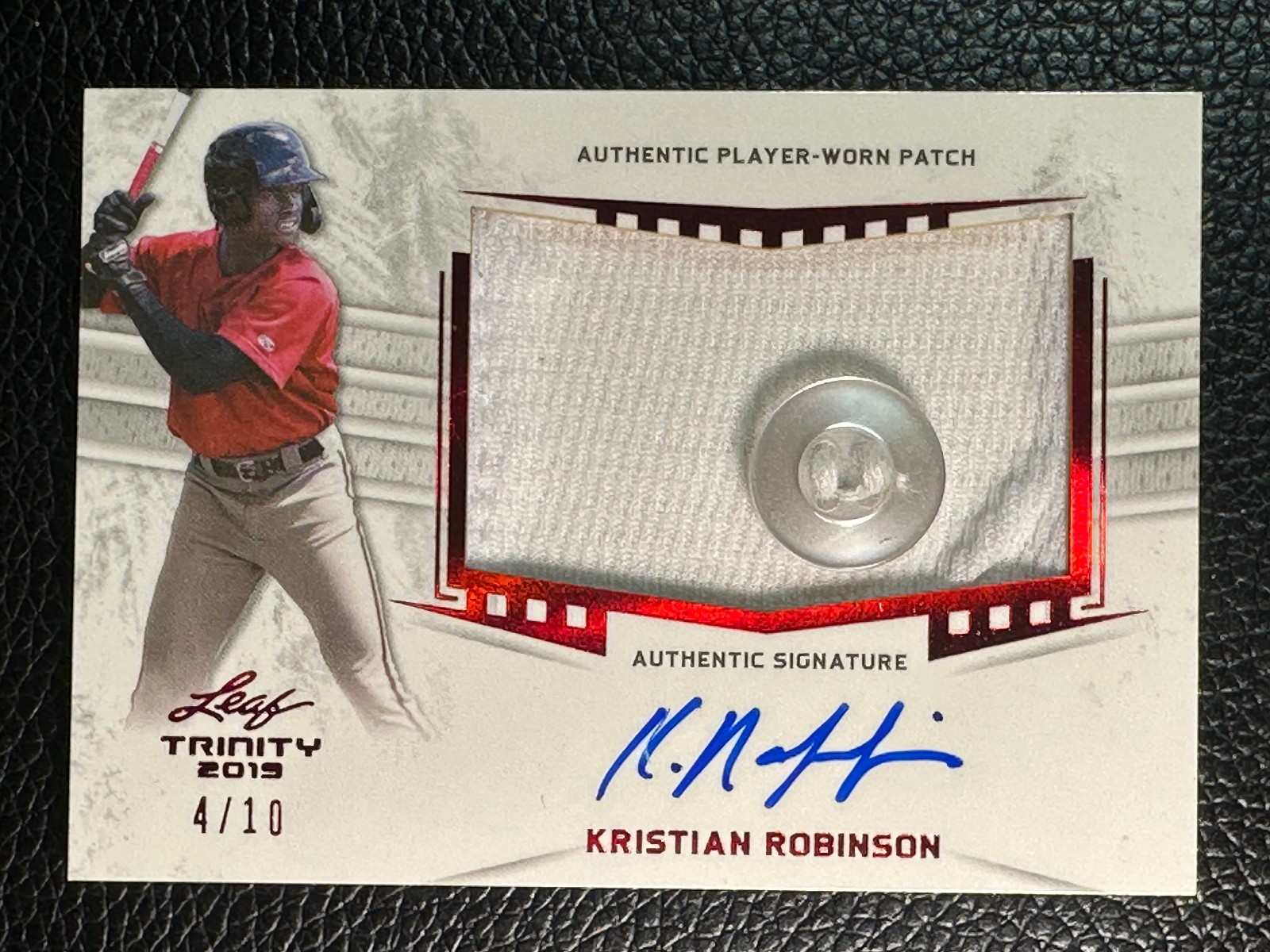 2019 Leaf Trinity Red Kristian Robinson 4/10 Auto Button Jersey