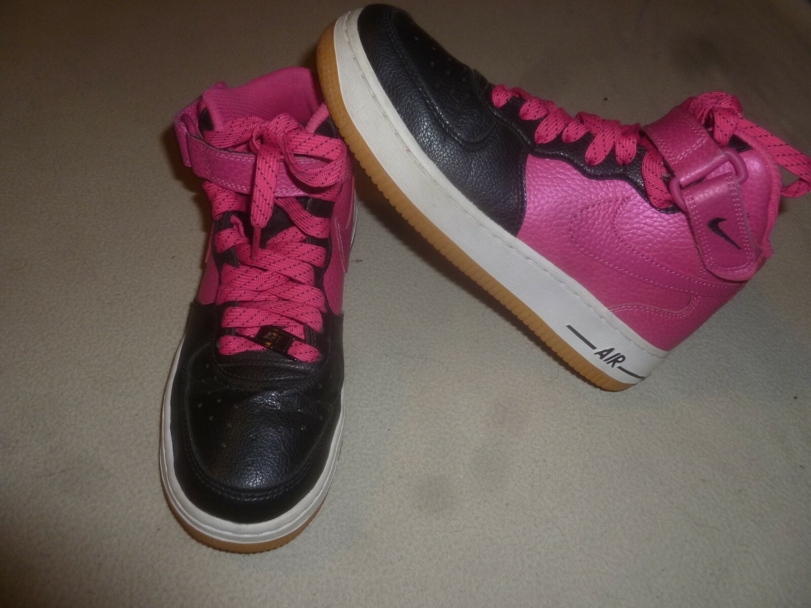 rosa♡ NIKE AIR FORCE 1 JORDAN MID BLACK RETRO BUBBLE GUM PINK