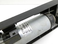 BMW X5 E70 07-10 Stellmotor für Sitzverstellung Links Vorne BMW X5 E70 07-10 07.10.2008 P0-12138-01 0130002636 gebraucht Vorschau 6