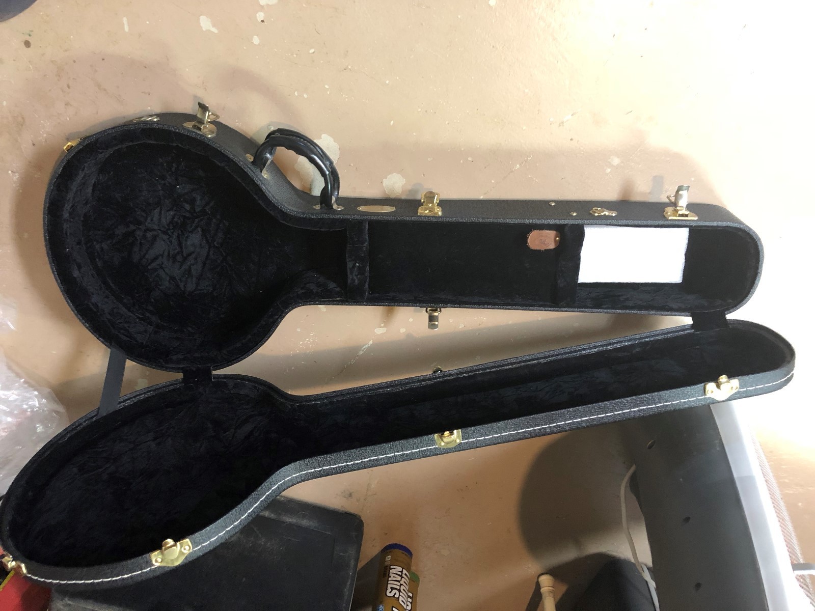 Nechville Phantom 5 string banjo, Curly Maple, Tunneled 5th string neck
