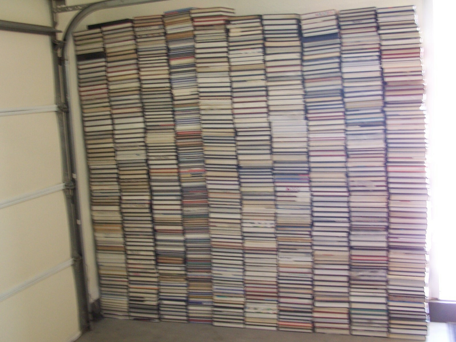 Massive lot High school, University, College yearbooks 1000 total