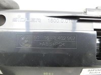 BMW E53 X5 01-03 Aschenbecher Ascher mit Zigarettenanzünder Holzdekor Pappel BMW E53 X5 01-03 08.05.2003 8402967... Vorschau 7