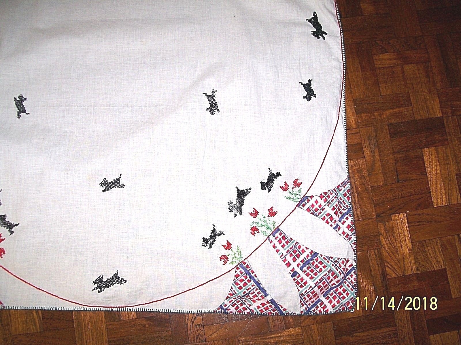 Antique Embroidered Natural Linen Tablecloth(38