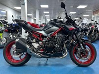Kawasaki Z by Fast Lane Motorcycles, Tonbridge, Kent
