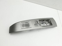 Toyota Prius II 05-09 Blende für Fensterheberschalter Links Vorne Toyota Prius II 05-09 01.05.2006 gebraucht Vorschau 3
