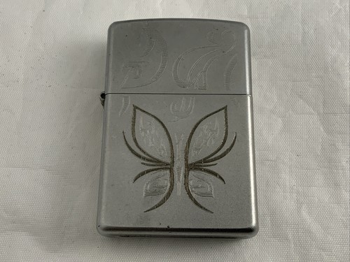 White butterfly shell＊Fully cover＊ZIPPO＊ Zippo White Butterfly Shell Black Etching 2 Sided Processing