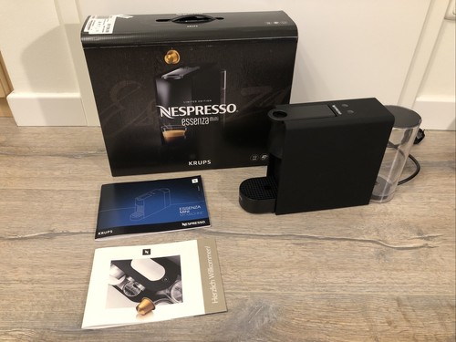 Krups Nespresso Kaffeemaschine Essenza mini Limited Edition OVP