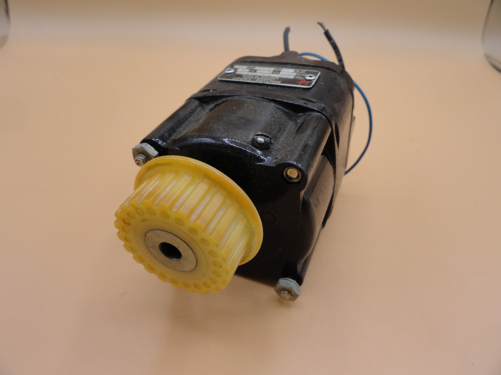 Holtzer-Cabot Early Electric AC Motor 115 VAC, 60 RPM