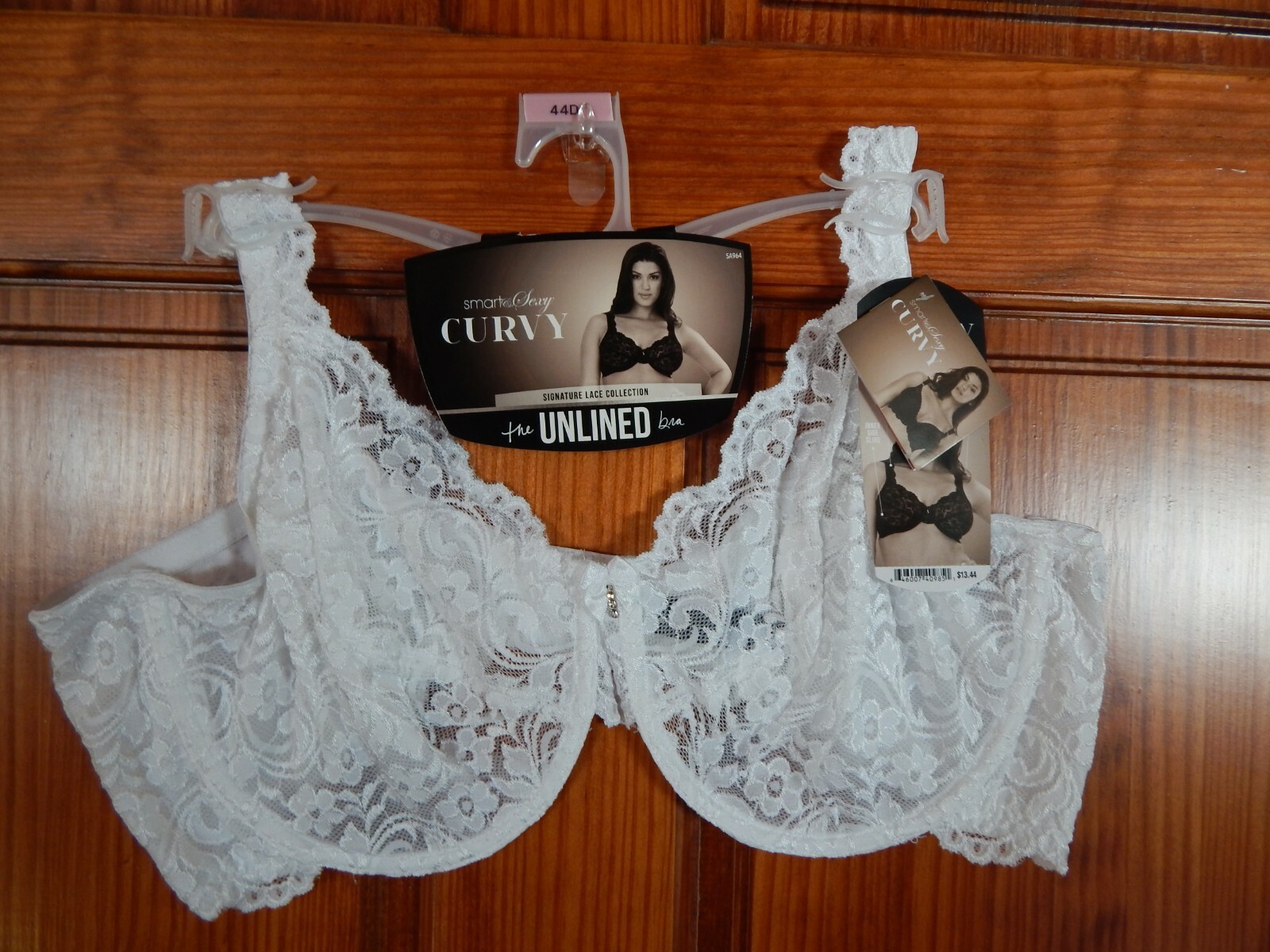 SMART &amp; SEXY CURVY , UNLINED WHITE LACY BRA ,SIZE 44 D , TAGS