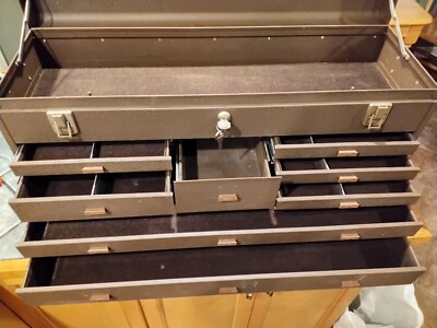 Kennedy 526 Machinist Tool Box With 2 Keys Very Nice Condition