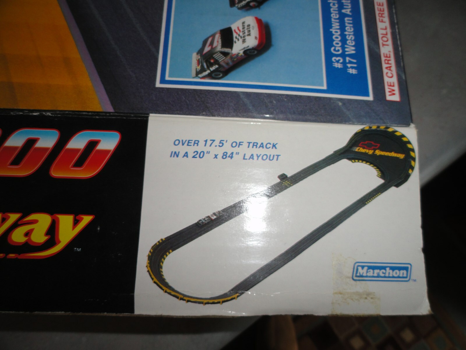 MR1 MARCHON CHEVY 300 SPARKING SPEEDWAY SLOT CAR TRACK RACE SET