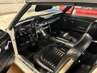 image 3 of interior