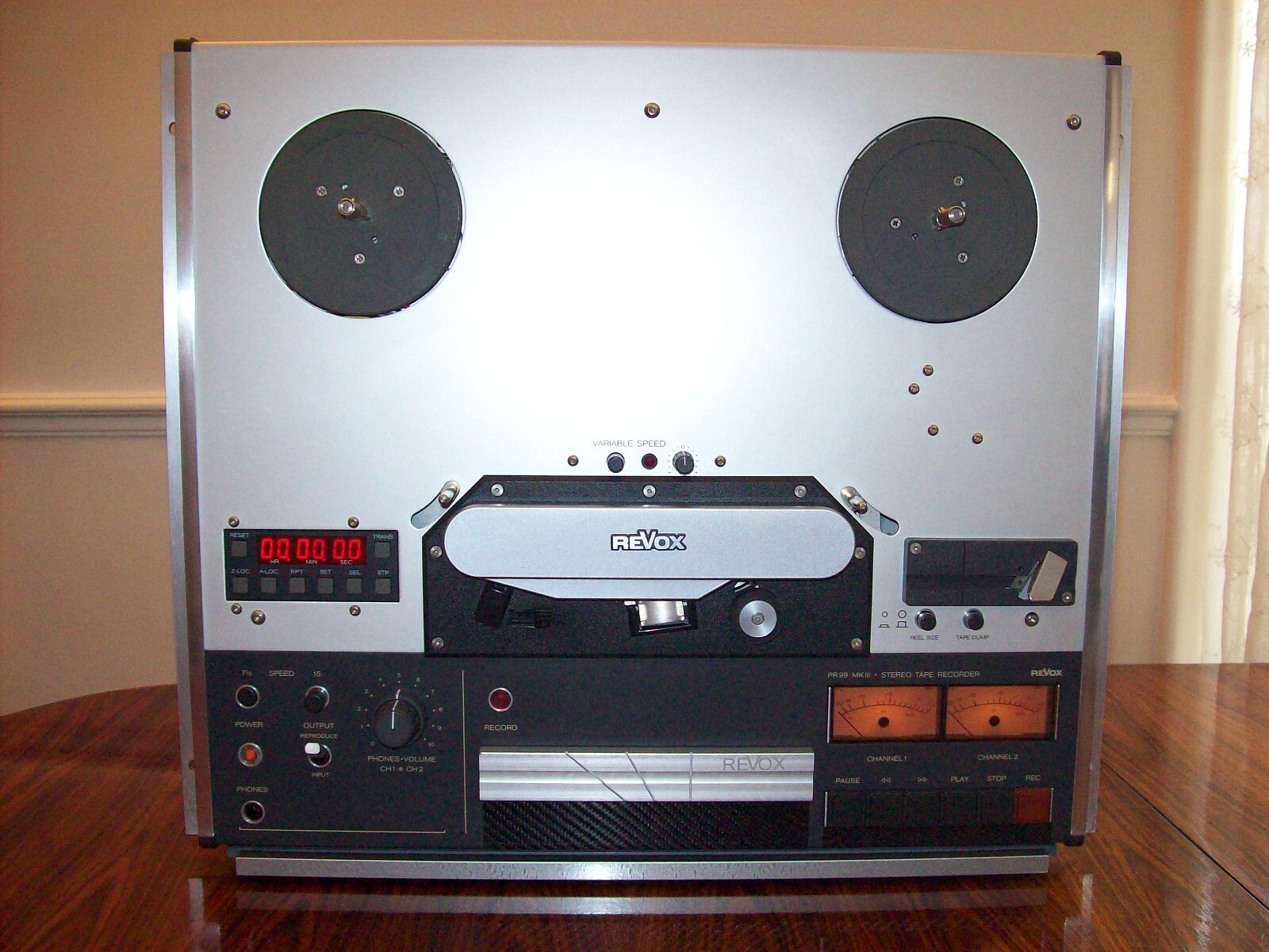 Studer ReVox PR99 MKIII - CCIR equ - Reel to Reel