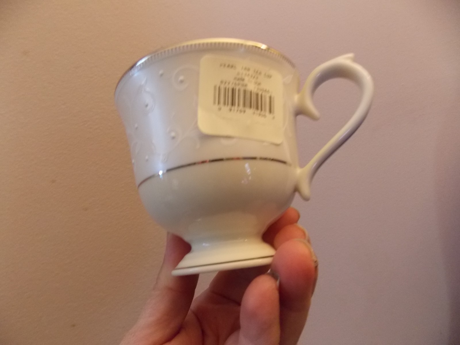 New Pearl  Innocence 5 pc. setting by Lenox NIB Made in USA