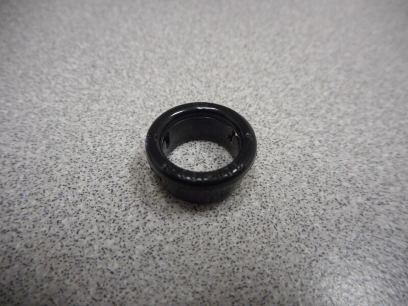 Heyco Products 2824 B-531-406 Black Shorty Bushing Grommet (lot Of 850)