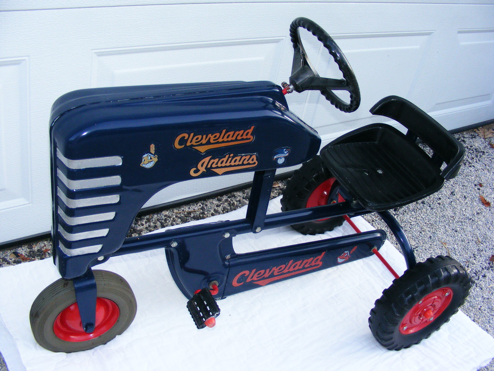 CLEVELAND INDIANS Chief Wahoo 1950's Pedal Tractor RESTORED