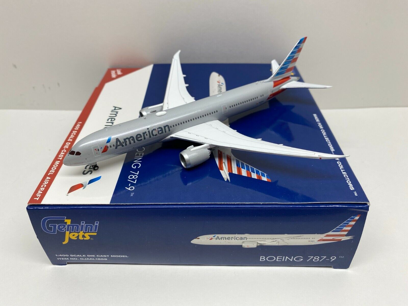 Gemini Jets American Airlines Boeing 787-9 Dreamliner REG#N825AA 1/400  GJAAL1868のeBay公認海外通販｜セカイモン