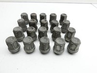 Nissan Juke F15 10-19 Satz Radmuttern Muttern Radbolzen Nissan Juke F15 10-19 10.06.2015 40224JY00A gebraucht Vorschau 6