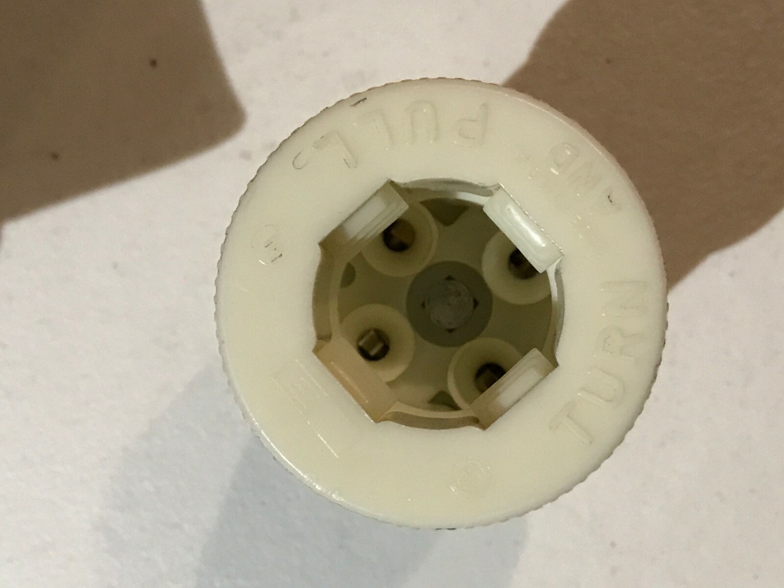 Nema Inline Female L15-20 (14) pcs-Sale is for all (14) pcs!!!