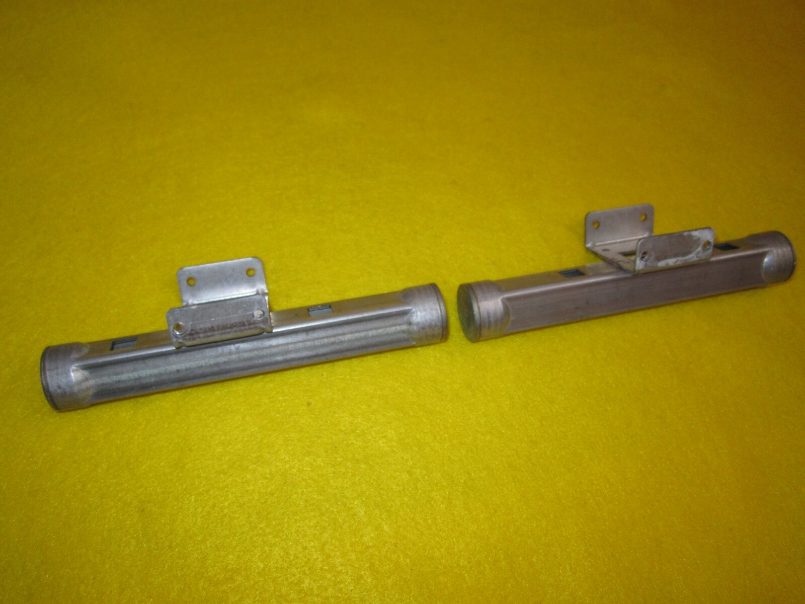 Range Oven Stove Manifold Left-Side * Part # 9782471   Kitchen Aid  Whirlpool